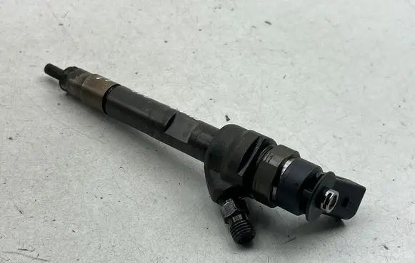 Toyota Verso Fuel injector 0445110600