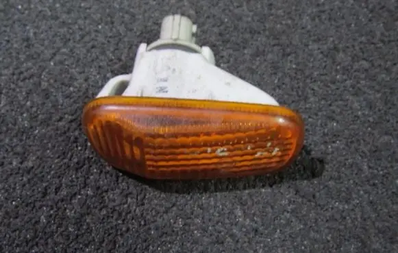 Honda Civic Front fender indicator light P1199