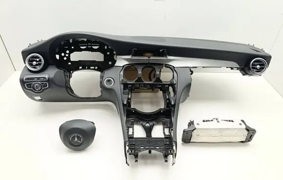 Mercedes-Benz C W205 Dashboard A2056803705 3078732 2058600002