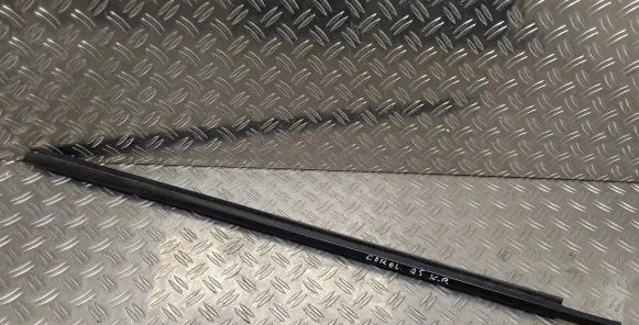 Toyota Corolla E120 E130 Front door glass trim molding