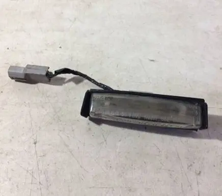 Lexus IS 200-300 Number plate light