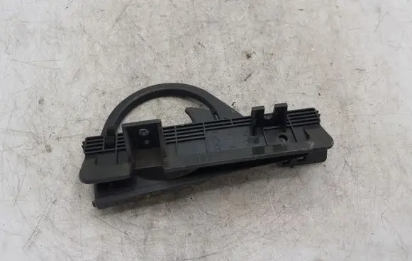 Cup holder front