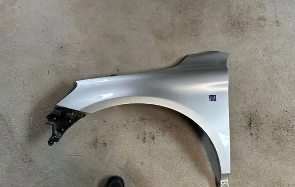 Volvo XC60 Fender