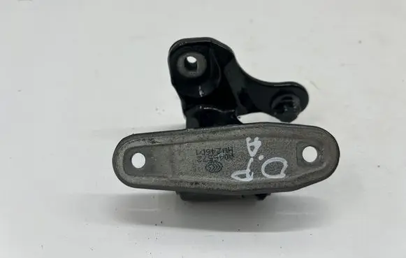Mercedes-Benz GLA W156 X156 Front door lower hinge A046572