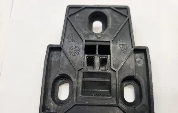 Porsche Cayenne (92A) Headlight/headlamp mounting bracket 7P5941149B