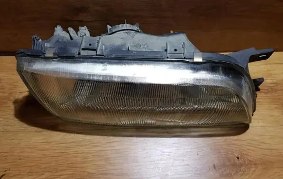 Nissan Almera Headlight/headlamp