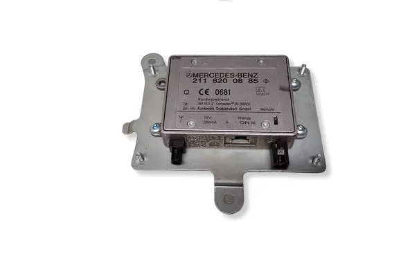 Mercedes-Benz S W221 Aerial antenna amplifier 2118200885