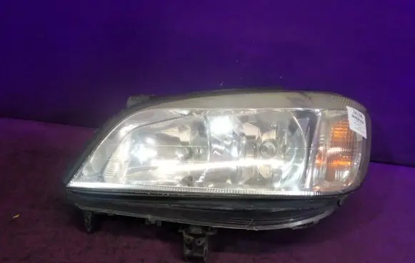 Opel Zafira A Headlight/headlamp