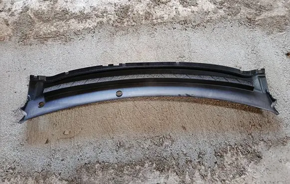 Ford Focus Wiper trim 4M51A02216AG