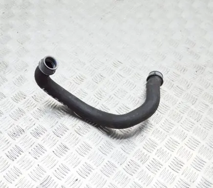 Mercedes-Benz CLS C218 X218 Engine coolant pipe/hose