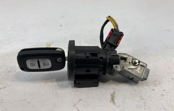 Mercedes-Benz Citan W415 Ignition lock 2811334922T C6037D571 8200405701