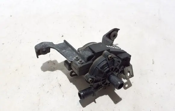 Renault Megane E-Tech Electric auxiliary coolant/water pump 215815MP1A