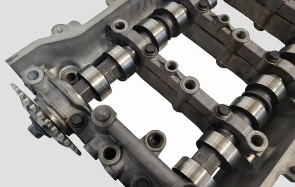Toyota Prius (XW30) Camshaft P5748694