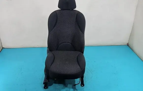 Nissan Note (E11) Front passenger seat IMPRK1501830