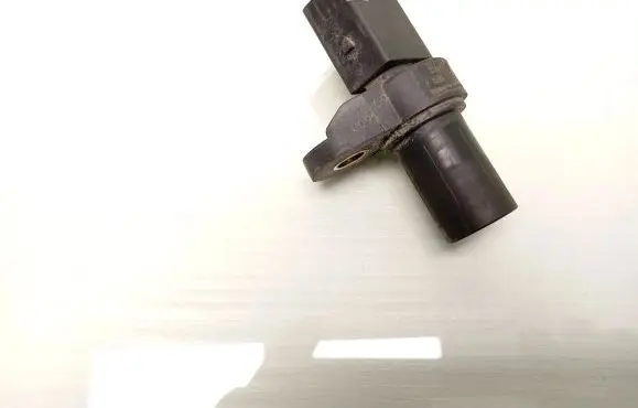 BMW 1 E81 E87 Crankshaft position sensor 7548994