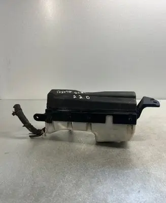 Toyota Avensis T250 Fuse box set 7058