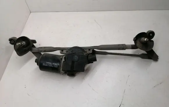 Toyota Prius (XW20) Front wiper linkage and motor 8511047080 1592007660