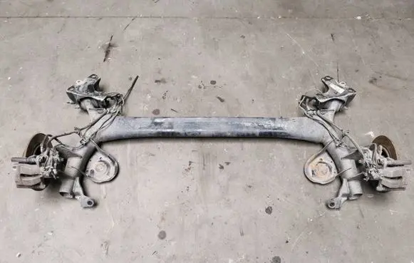 Renault Megane III Rear axle beam 