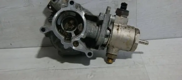 Audi Q5 SQ5 Vacuum pump 06J145100G 200711 08109