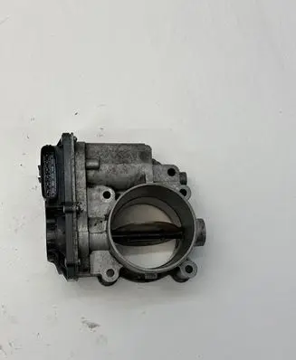 Subaru XV I Throttle valve 16112AA260
