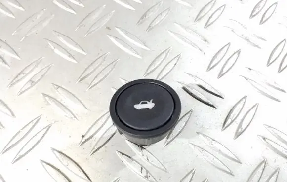 Ford Fusion Tailgate opening switch 6S6T19B514AB