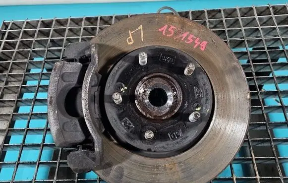Hyundai i30 Front wheel hub spindle knuckle IMPRK1531549