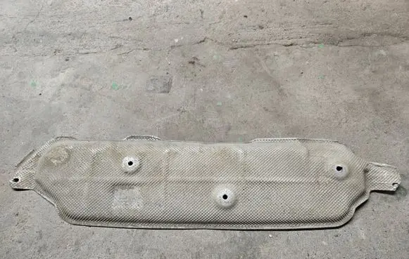 Audi Q8 Exhaust heat shield 4M0825711