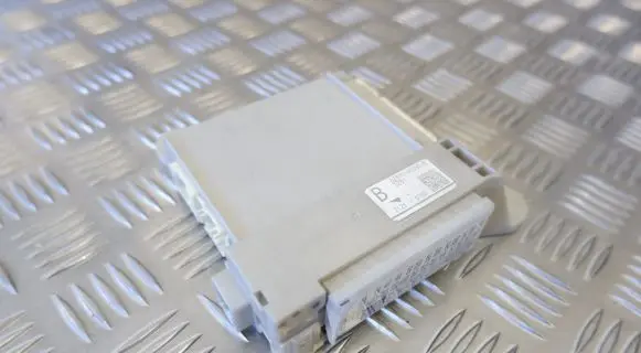Lexus GS 250 350 300H 450H Fuse module 8267030350
