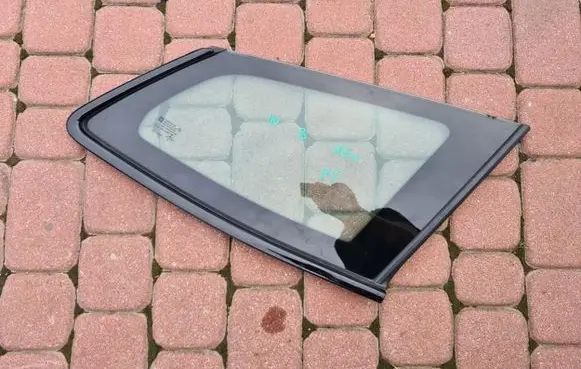 Opel Insignia B Sliding door window/glass 