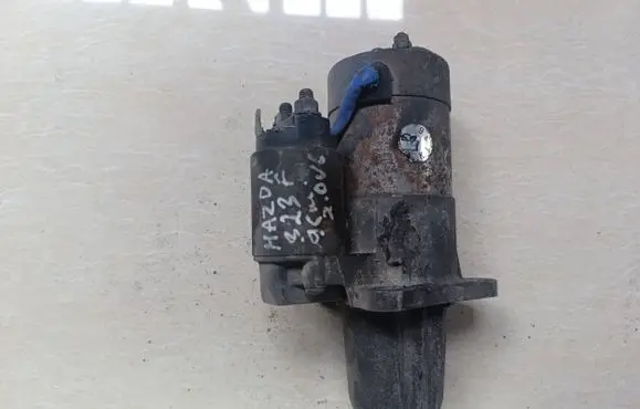Mazda 323 F Starter motor M1T77081