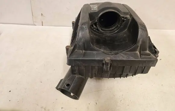 Nissan Interstar Air filter box H8200531212 8200679824