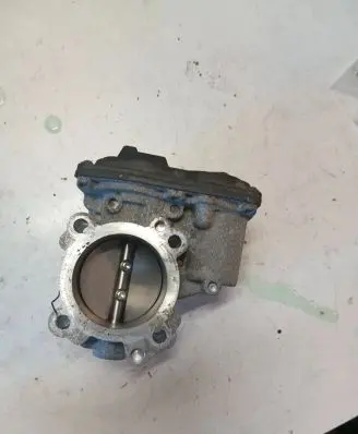Volvo XC60 Throttle valve 31465702 01261 0505