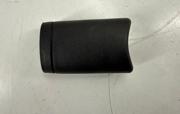 Chevrolet Camaro Seat belt trim 34155939 34155938