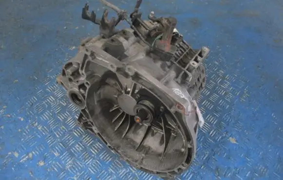 Ford C-MAX I Manual 6 speed gearbox 6M5R7002YC