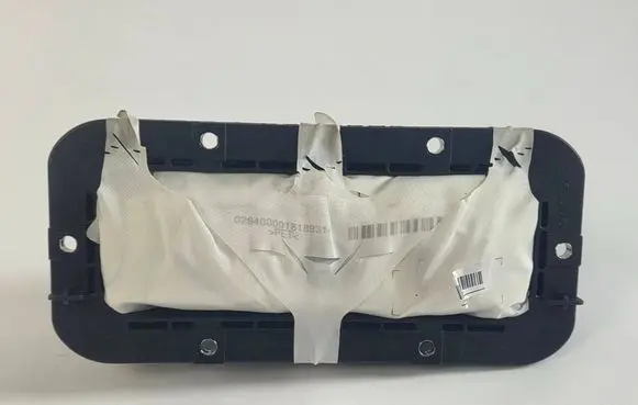 Volvo V60 Passenger airbag P031663065 0589P1000768 1T182680234163