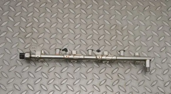 Infiniti Q50 Fuel main line pipe 201313010219 21106203388