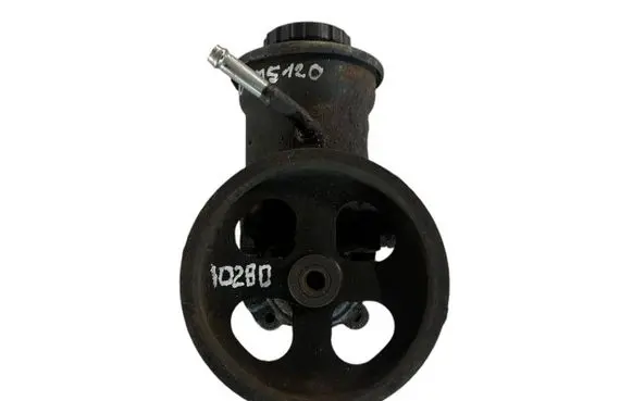 Toyota Avensis T250 Power steering pump 4431005120