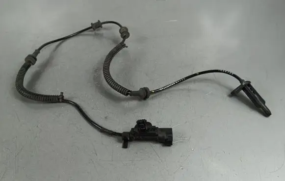 Jeep Grand Cherokee WL ABS brake wheel speed sensor 68347147AD