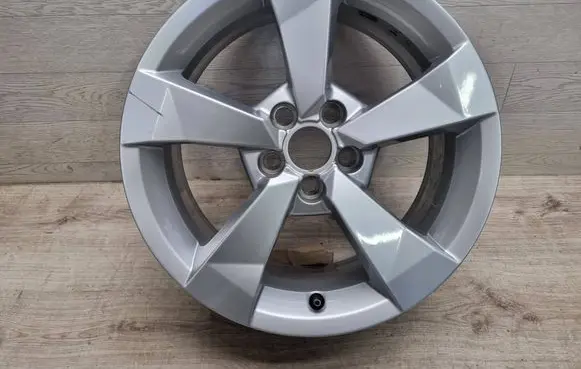 Audi A1 R16 alloy rim 8XA601025A