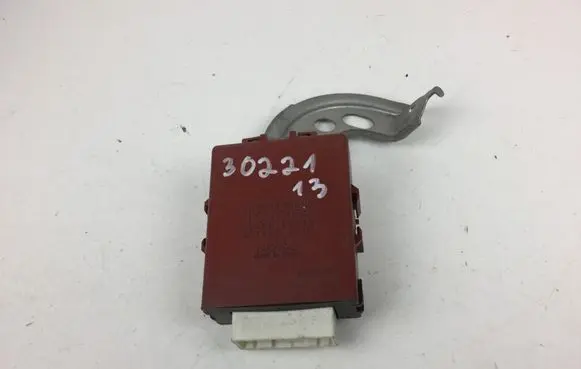 Toyota Yaris Door control unit/module 859800D060
