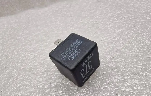 Audi A8 S8 D2 4D Other relay 8D0951253A