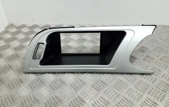 Audi A4 S4 B8 8K Radio/GPS head unit trim 8K2857185D