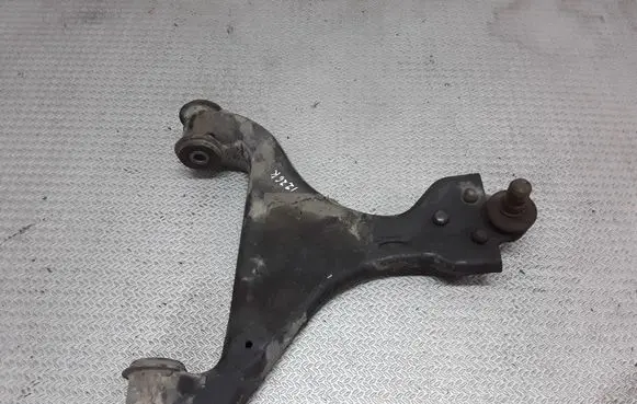 Mercedes-Benz Vito Viano W639 Front lower control arm/wishbone