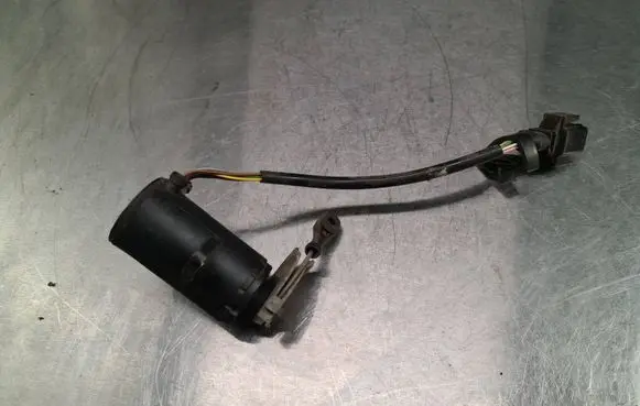 Volkswagen PASSAT B5 Accelerator pedal position sensor 0205001032