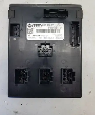 Audi A4 S4 B8 8K Comfort/convenience module 8K0907063 nr2162
