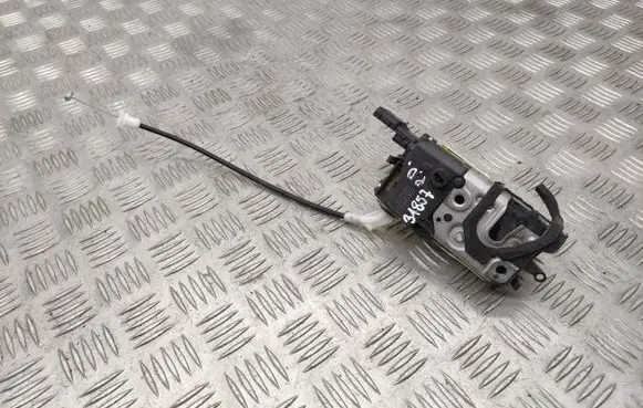 Citroen C5 Front door lock 574387