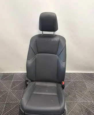 Lexus ES 300h (7th Gen) Front passenger seat