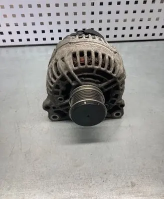 Volkswagen Caddy Generator/alternator 06F903023F