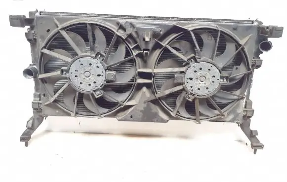 Renault Laguna III Coolant radiator
