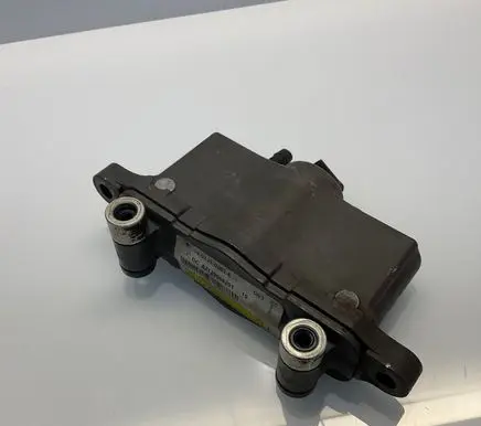 Mercedes-Benz E W212 Engine bonnet/hood hinges A2129066201 19033900016 2129066201